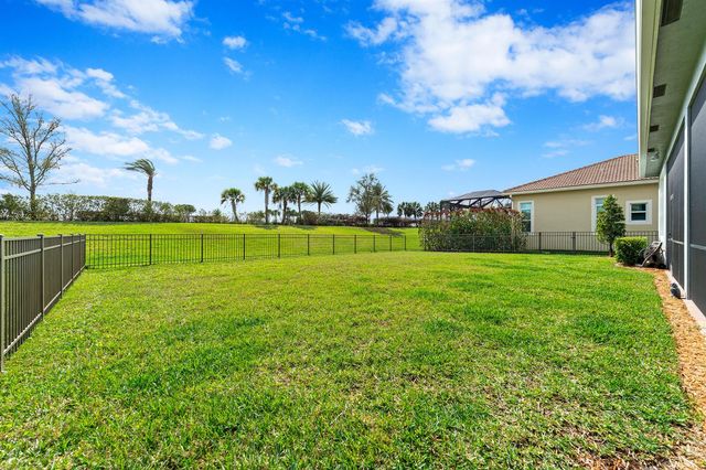 9135 SW Pepoli Way, Port St. Lucie, FL 34987