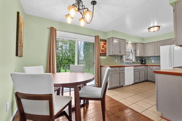 22840 Red Arrow Highway, Mattawan, MI 49071