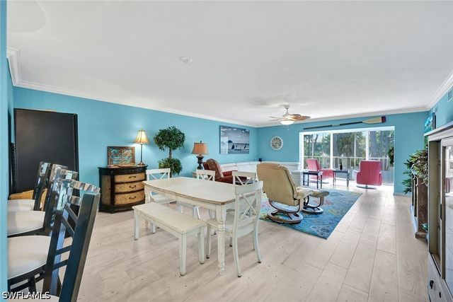 3072 Sandpiper Bay CIR M204, Naples, FL 34112