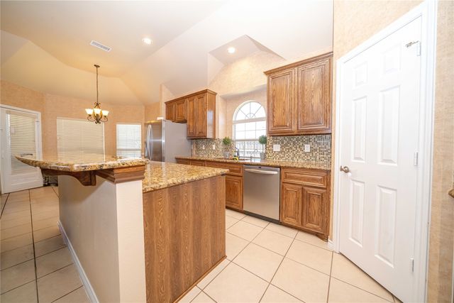 405 Fairweather Street, Desoto, TX 75115