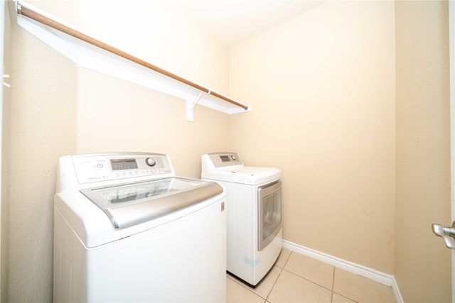 405 Fairweather Street, Desoto, TX 75115