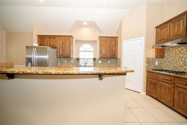 405 Fairweather Street, Desoto, TX 75115