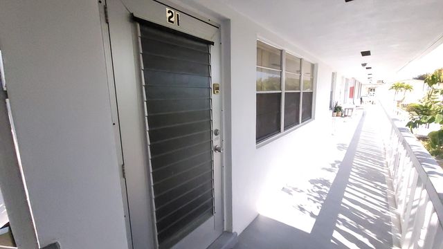 21 Norwich A, West Palm Beach, FL 33417