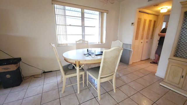 21 Norwich A, West Palm Beach, FL 33417