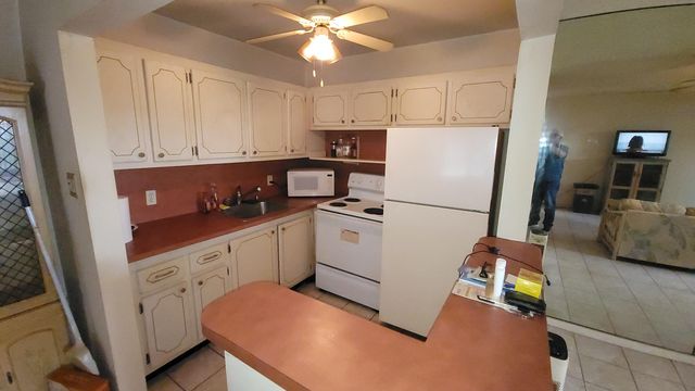 21 Norwich A, West Palm Beach, FL 33417