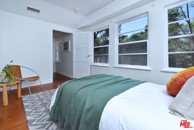 14017 Valley Vista Boulevard, Sherman Oaks, CA 91423