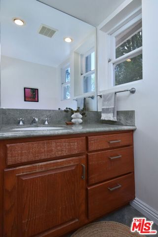 14017 Valley Vista Boulevard, Sherman Oaks, CA 91423