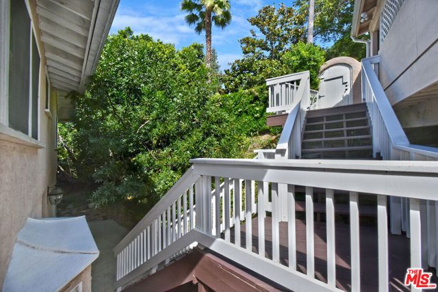 14017 Valley Vista Boulevard, Sherman Oaks, CA 91423