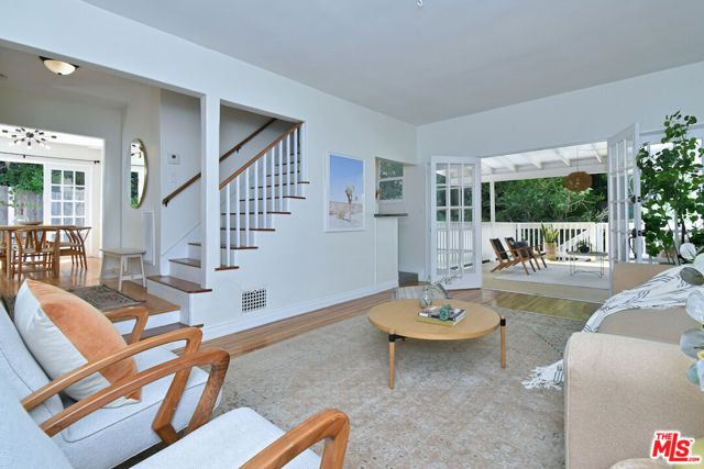 14017 Valley Vista Boulevard, Sherman Oaks, CA 91423