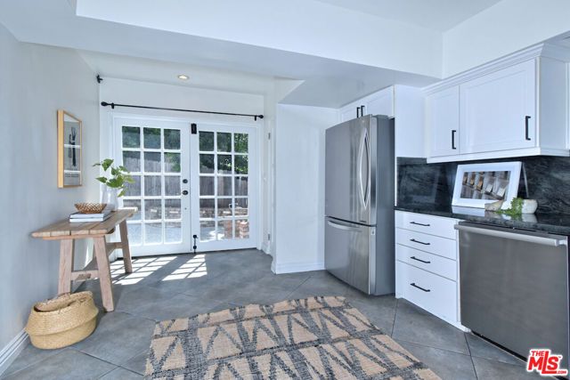 14017 Valley Vista Boulevard, Sherman Oaks, CA 91423