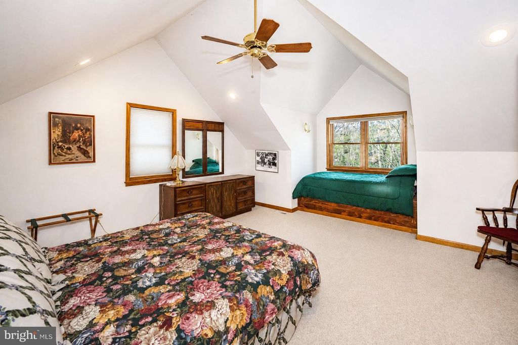 Image 31 of property listing at 389 SAWMILL HOLLOW RD, Swanton, MD 21561
