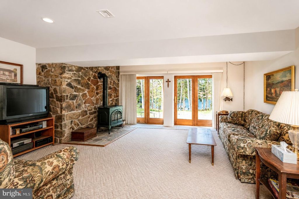 Image 39 of property listing at 389 SAWMILL HOLLOW RD, Swanton, MD 21561