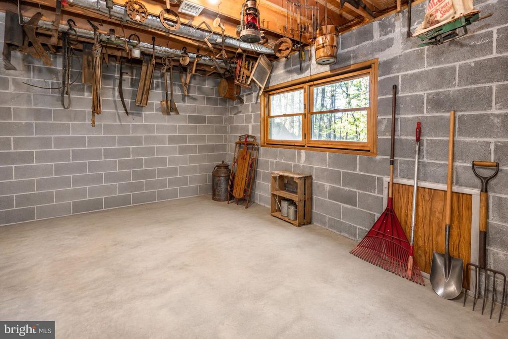 Image 45 of property listing at 389 SAWMILL HOLLOW RD, Swanton, MD 21561