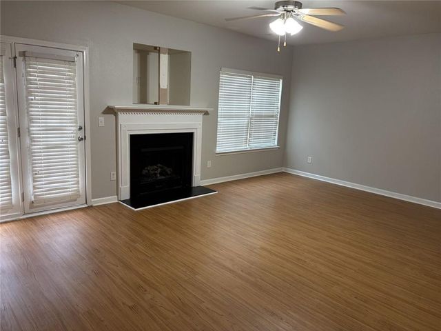 1260 Chinon Point, Lithonia, GA 30058