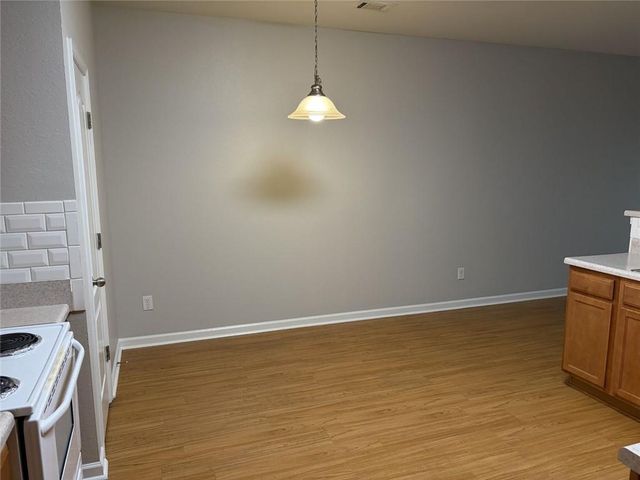 1260 Chinon Point, Lithonia, GA 30058