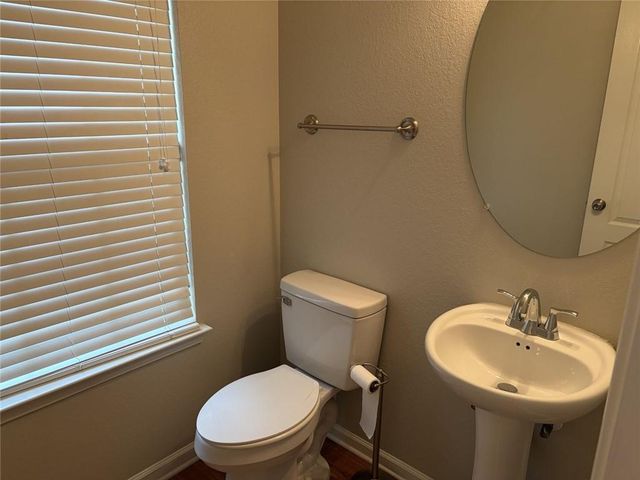 1260 Chinon Point, Lithonia, GA 30058