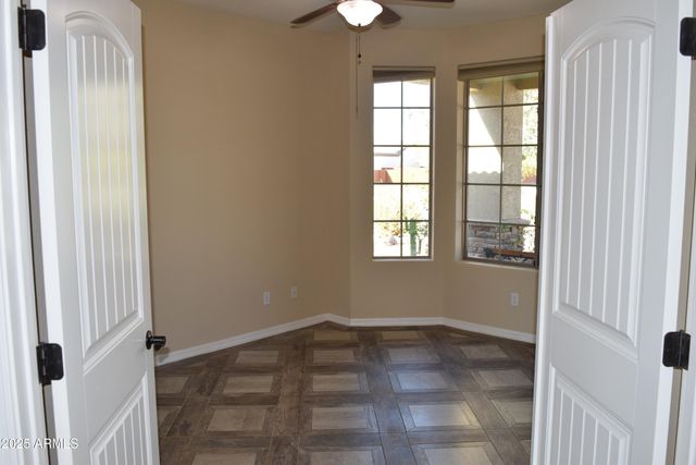 727 W ZION Lane, San Tan Valley, AZ 85143