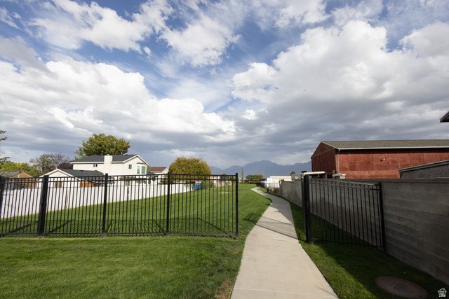 8058 S LISMORE LN, West Jordan, UT 84088
