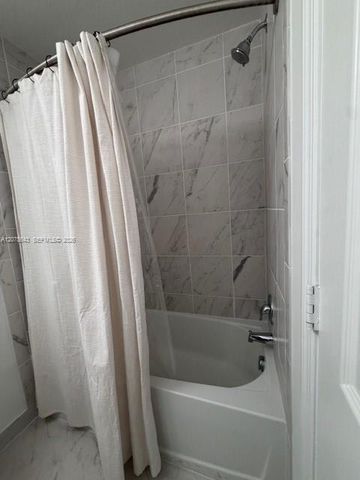 4729 SW 63rd Lane 4, Davie, FL 33314