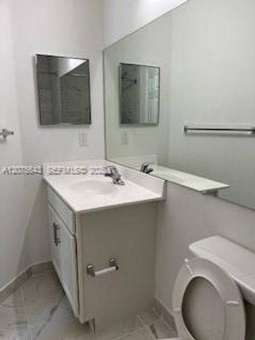 4729 SW 63rd Lane 4, Davie, FL 33314