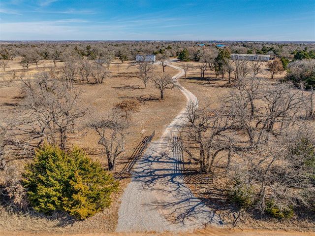 9180 S Santa Fe Road, Guthrie, OK 73044