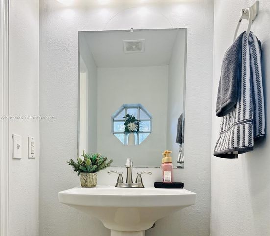 8952 NW 38th Dr., Coral Springs, FL 33065