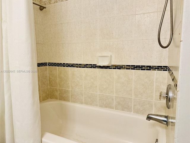 8952 NW 38th Dr., Coral Springs, FL 33065