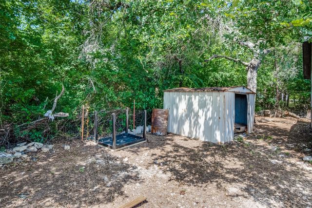 2406 White Oak Trail, Granbury, TX 76048
