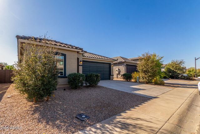 43687 W BUCKHORN Trail, Maricopa, AZ 85138