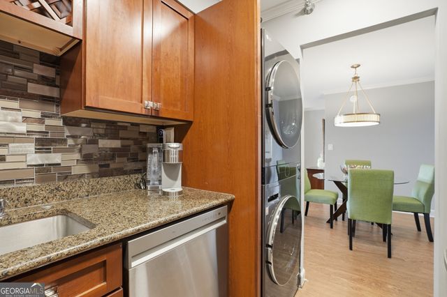 2479 Peachtree Road NE APT 1401, Atlanta, GA 30305