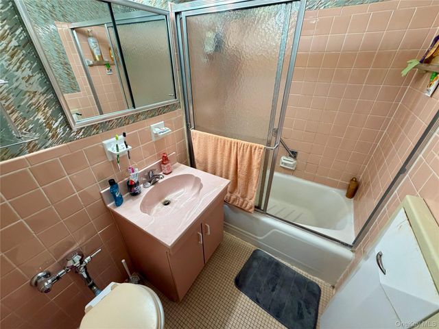 89-35 155 Avenue 4C, Howard Beach, NY 11414