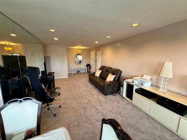 89-35 155 Avenue 4C, Howard Beach, NY 11414