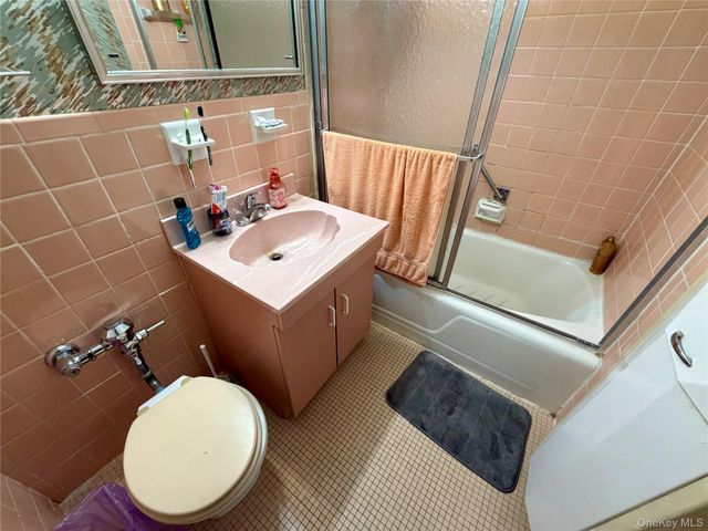 89-35 155 Avenue 4C, Howard Beach, NY 11414