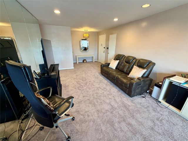 89-35 155 Avenue 4C, Howard Beach, NY 11414