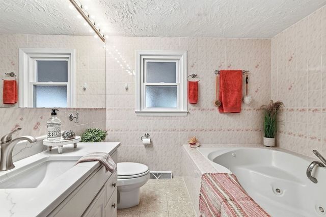 151 Wessagussett Rd, Weymouth, MA 02191