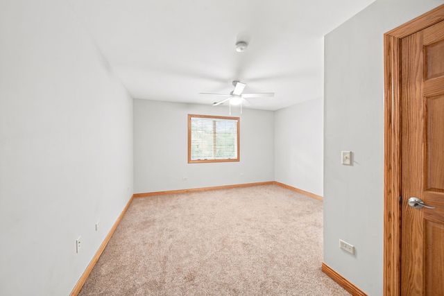209 Linden Oaks Lane, New Lenox, IL 60451