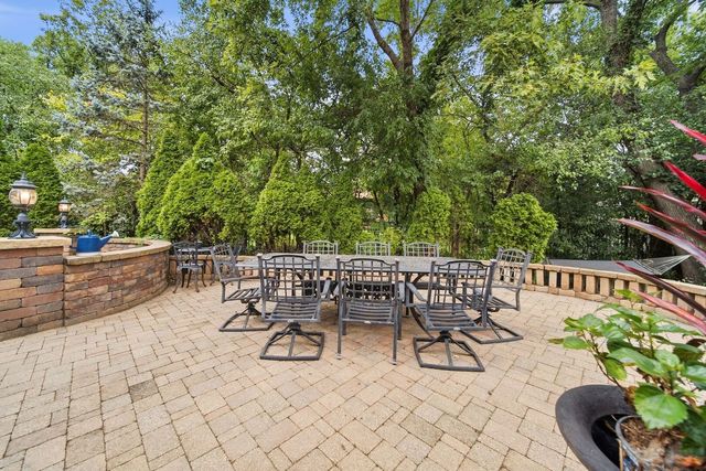 209 Linden Oaks Lane, New Lenox, IL 60451