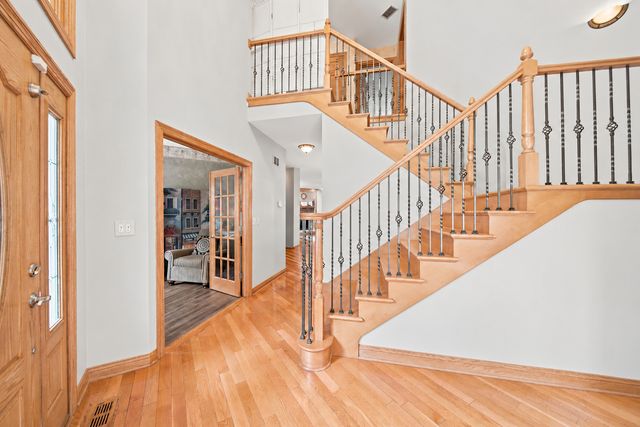 209 Linden Oaks Lane, New Lenox, IL 60451