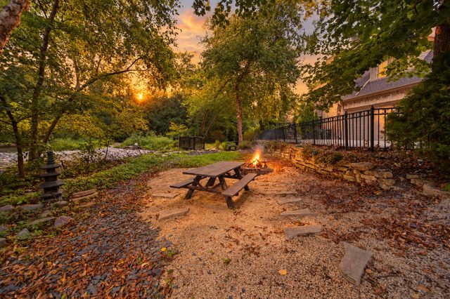 209 Linden Oaks Lane, New Lenox, IL 60451