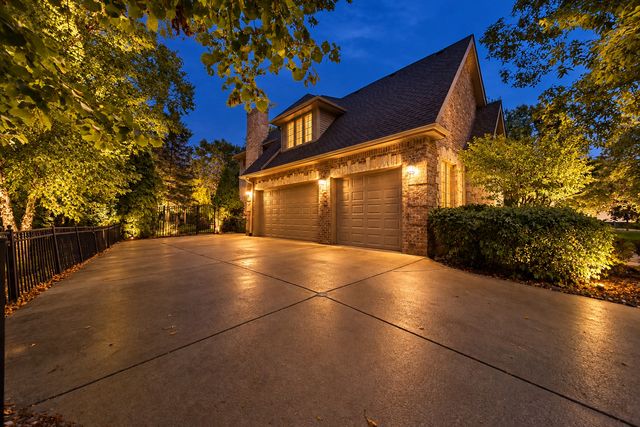 209 Linden Oaks Lane, New Lenox, IL 60451