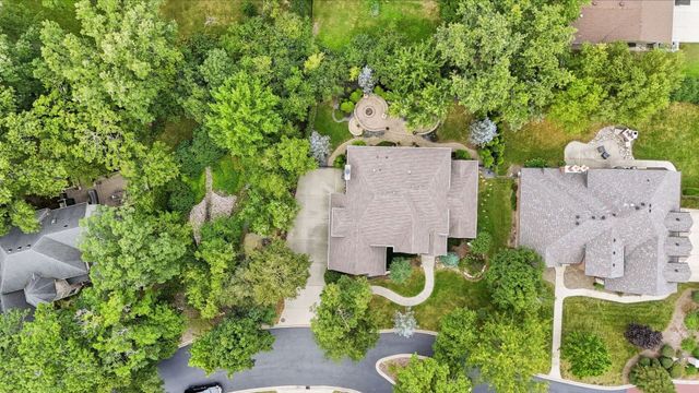 209 Linden Oaks Lane, New Lenox, IL 60451