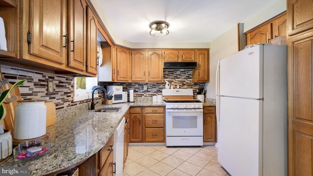 11720 DIMARCO DR, Philadelphia, PA 19154