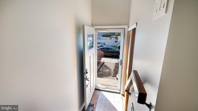11720 DIMARCO DR, Philadelphia, PA 19154
