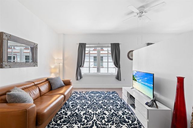 530 Ocean Dr 108, Miami Beach, FL 33139