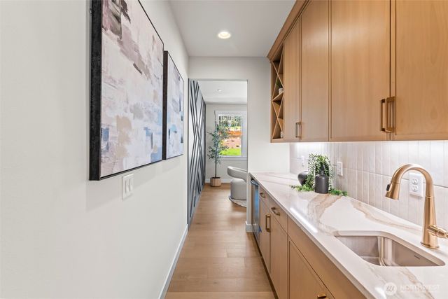 15709 210th Avenue E, Bonney Lake, WA 98391