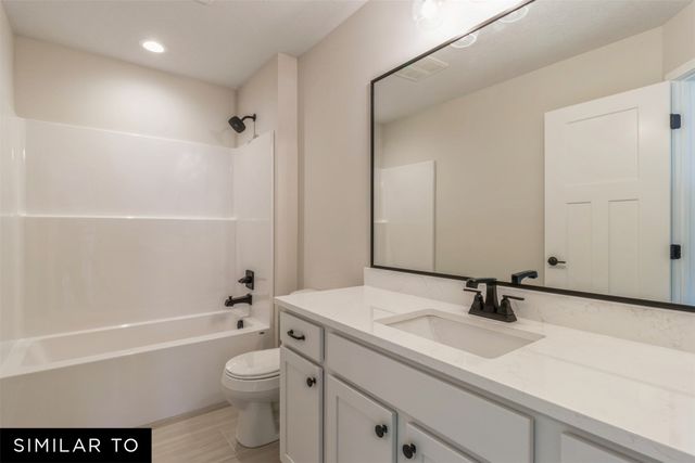 512 NE 59th Street, Ankeny, IA 50021