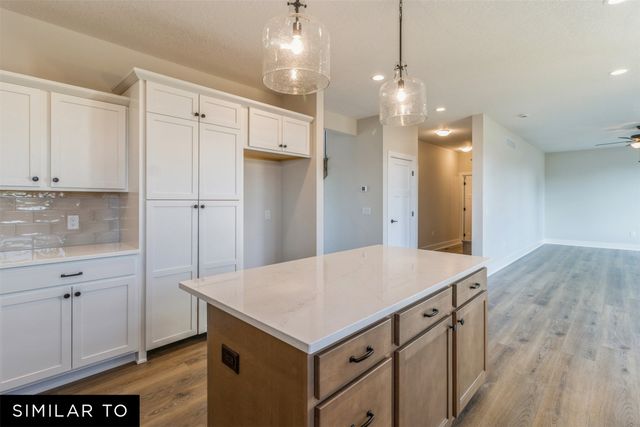 512 NE 59th Street, Ankeny, IA 50021