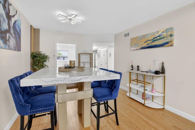 2340 SW 22nd Avenue 312, Delray Beach, FL 33445