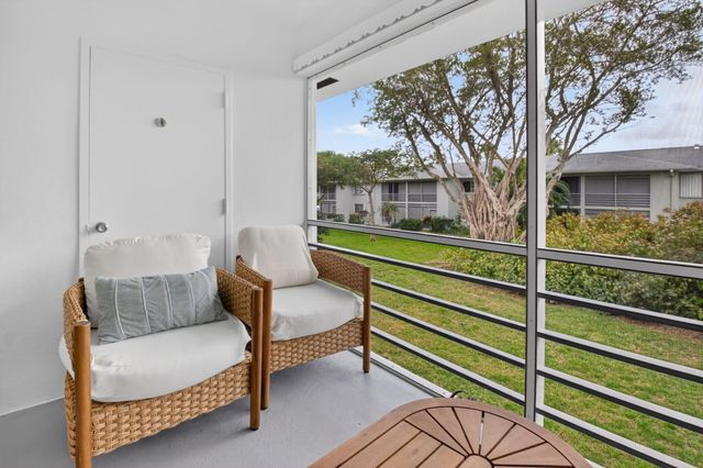 2340 SW 22nd Avenue 312, Delray Beach, FL 33445