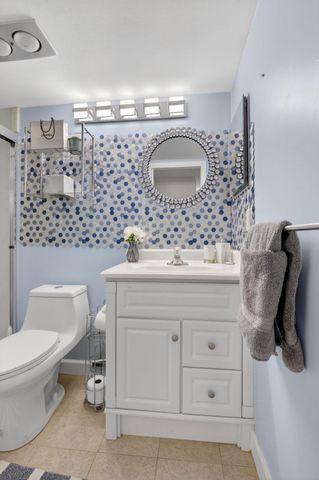 2340 SW 22nd Avenue 312, Delray Beach, FL 33445